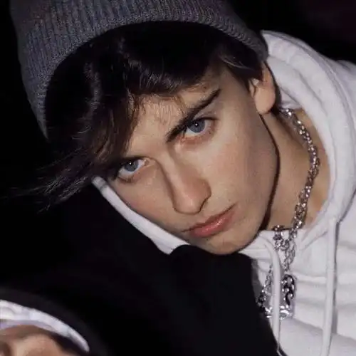 6686体育钻石作者Raymond