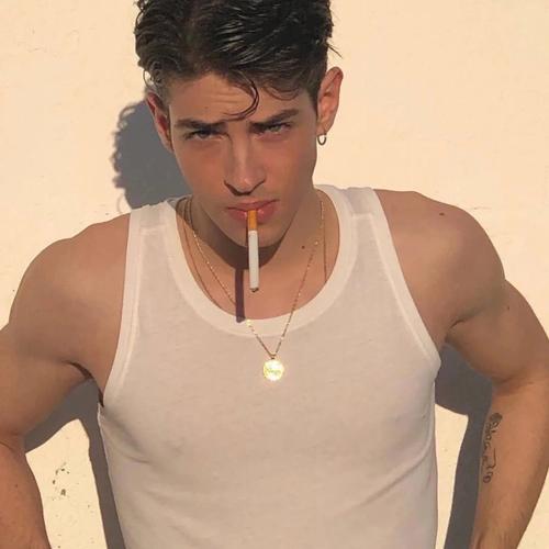 6686体育钻石作者各自安好