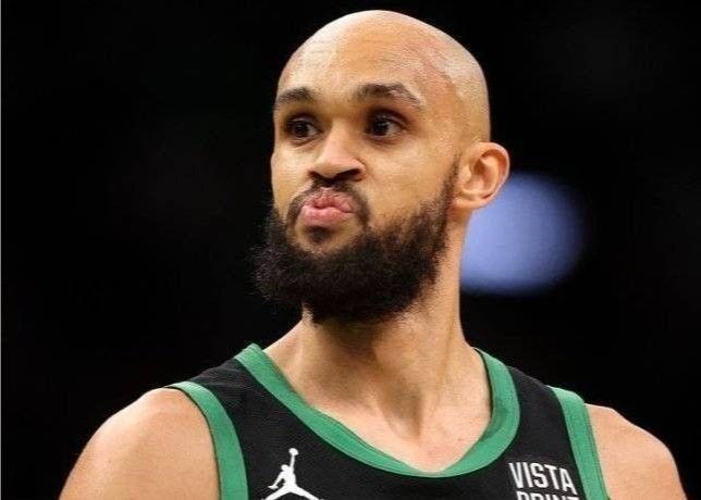 สีขาว: Majora จะเล่นเอฟเฟกต์เสียงปืนกลระหว่างฝึกซ้อมเพื่อให้เราเข้าสู่สภาวะการแข่งขันได้อย่างรวดเร็ว