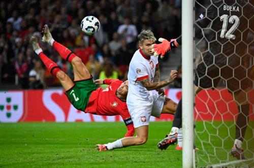 โปรตุเกส vs โปแลนด์