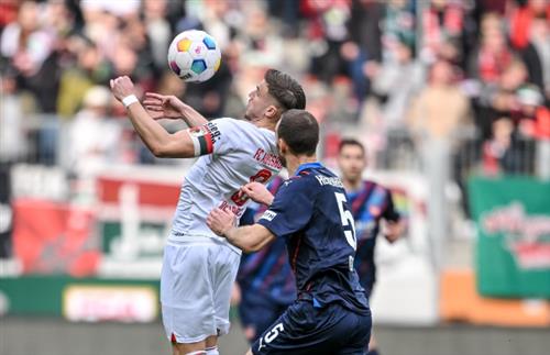 เอาก์สบวร์ก vs ไฮเดนไฮเมอร์